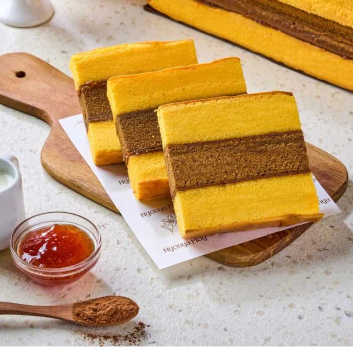 Lapis Premium Nyonya.Moy